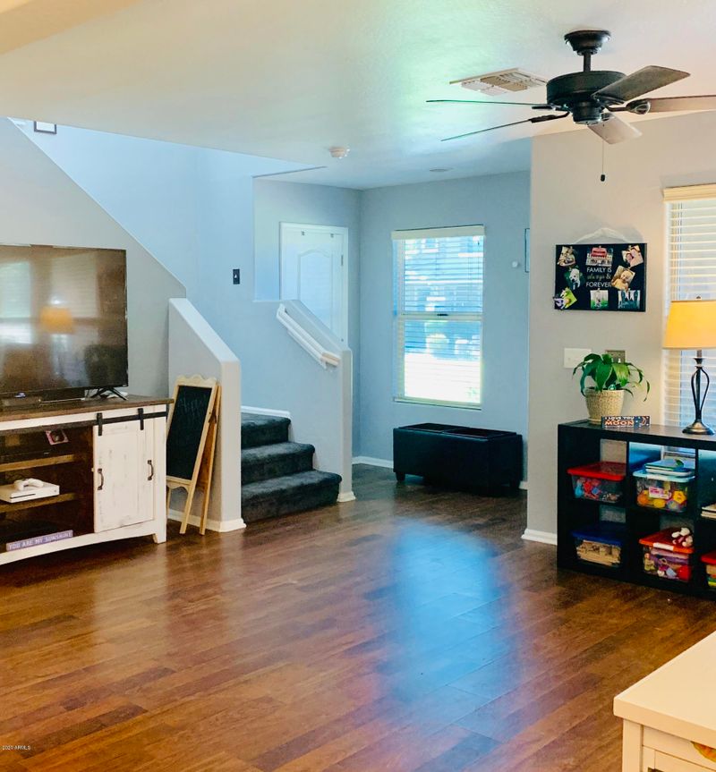 1060 S Cheshire Ln, Gilbert, AZ 85296