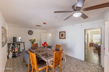 10601 42nd St, Phoenix, AZ 85044