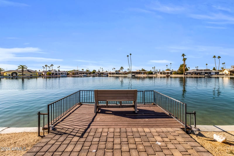 10601 Bayside Rd, Sun City, AZ 85351