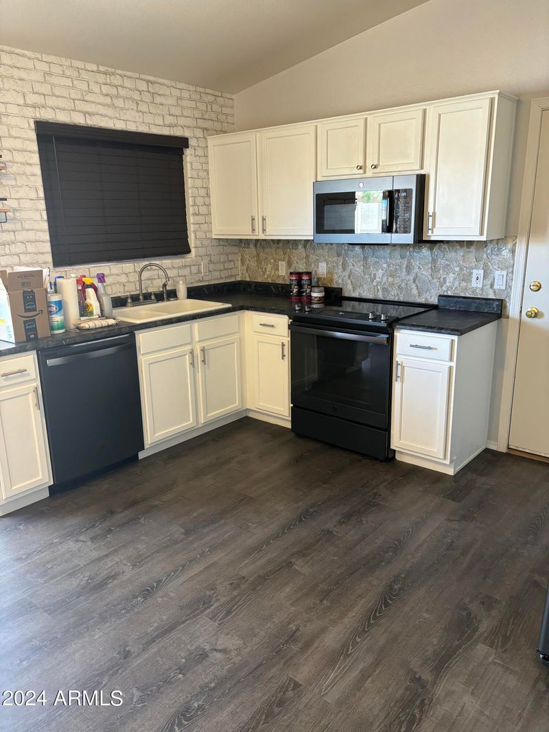 10601 E Broadway Rd, Mesa, AZ 85208