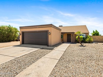 10601 72nd Ave, Peoria, AZ 85345