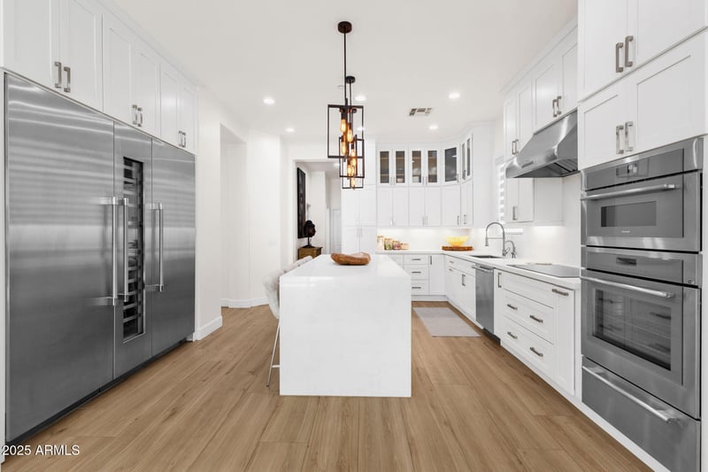 10601 Sheena Dr, Scottsdale, AZ 85255