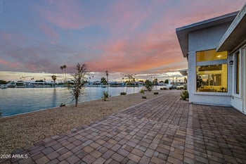 10601 W Bayside Rd, Sun City, AZ 85351