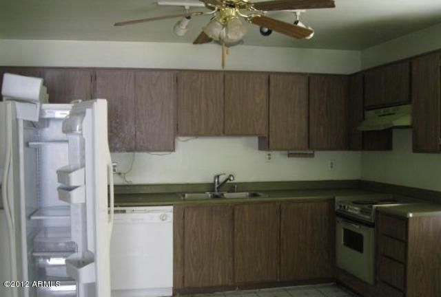10601 W Heatherbrae Dr, Phoenix, AZ 85037