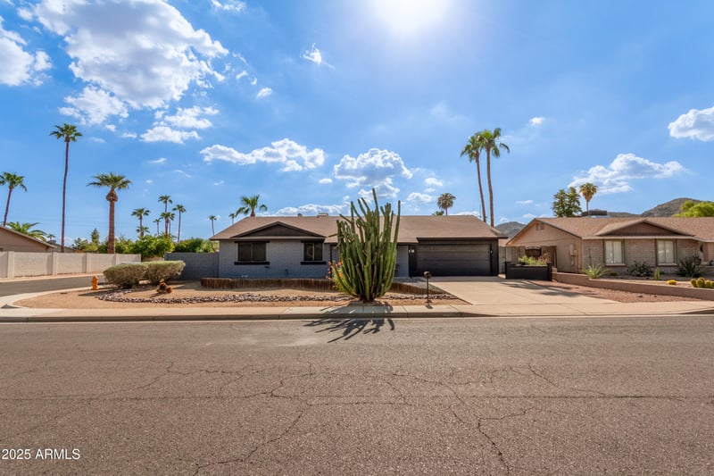 10602 44th St, Phoenix, AZ 85044