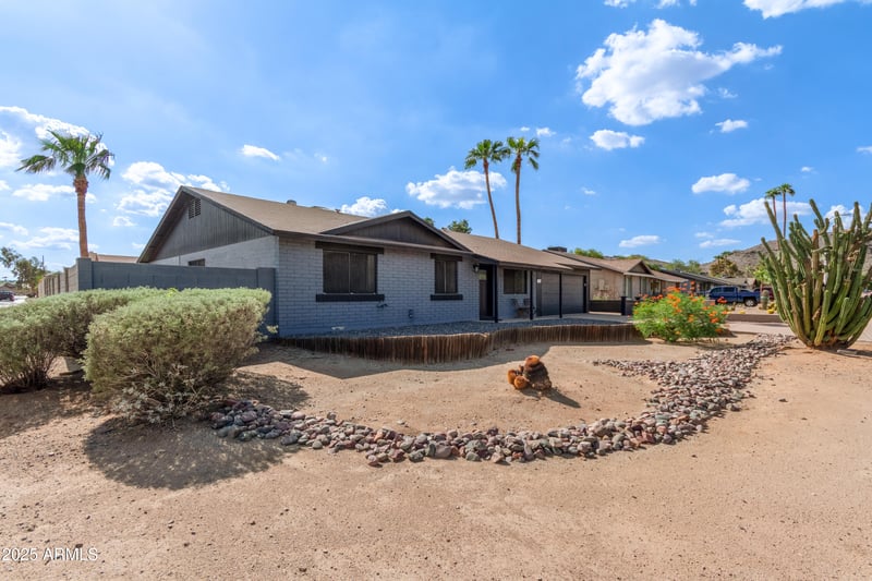 10602 44th St, Phoenix, AZ 85044