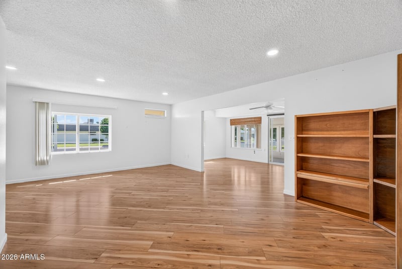 10603 W Roundelay Cir, Sun City, AZ 85351