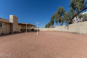 10605 45th Dr, Glendale, AZ 85304