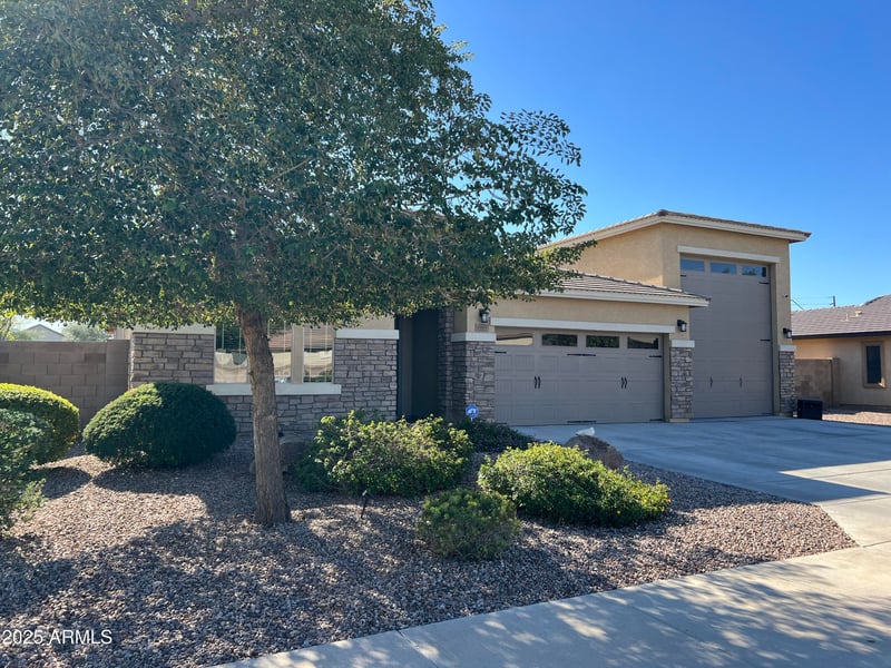 10605 Catalina Dr, Avondale, AZ 85392