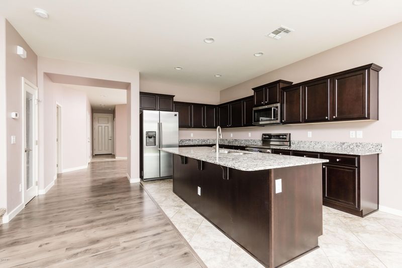 10605 E Naranja Ave, Mesa, AZ 85209