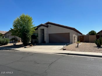 10605 Flower Ave, Mesa, AZ 85208