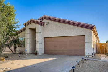 10605 Flower Ave, Mesa, AZ 85208