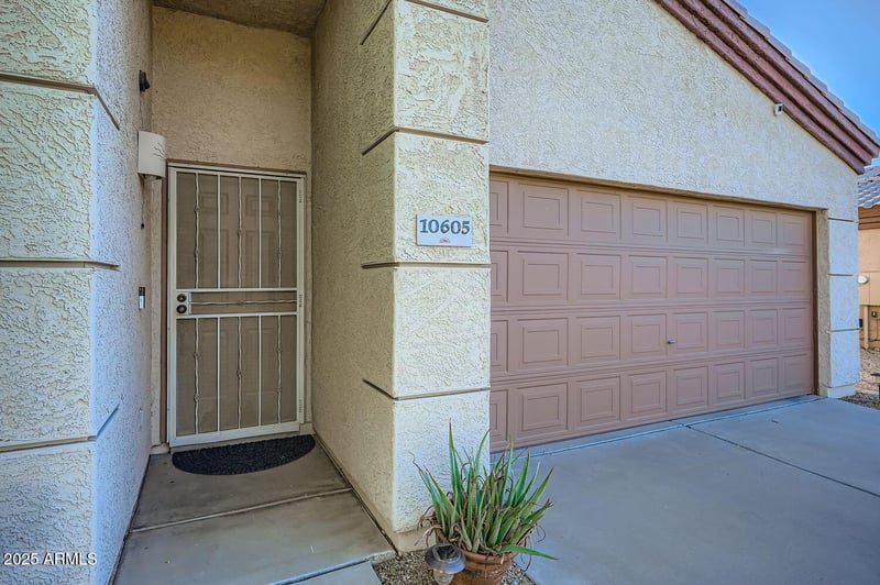 10605 Flower Ave, Mesa, AZ 85208