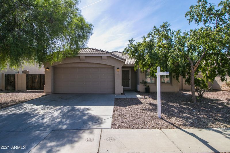 10605 W Edgemont Dr, Avondale, AZ 85392