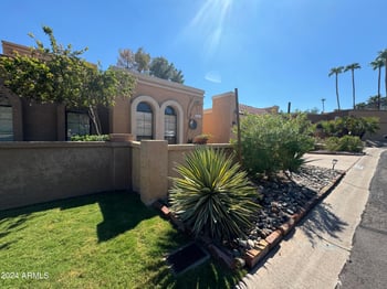 10606 8th St, Phoenix, AZ 85020