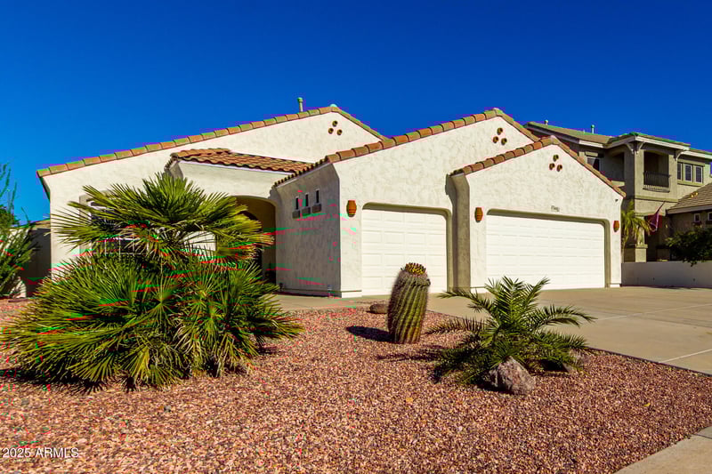 10606 Adam Ave, Peoria, AZ 85382