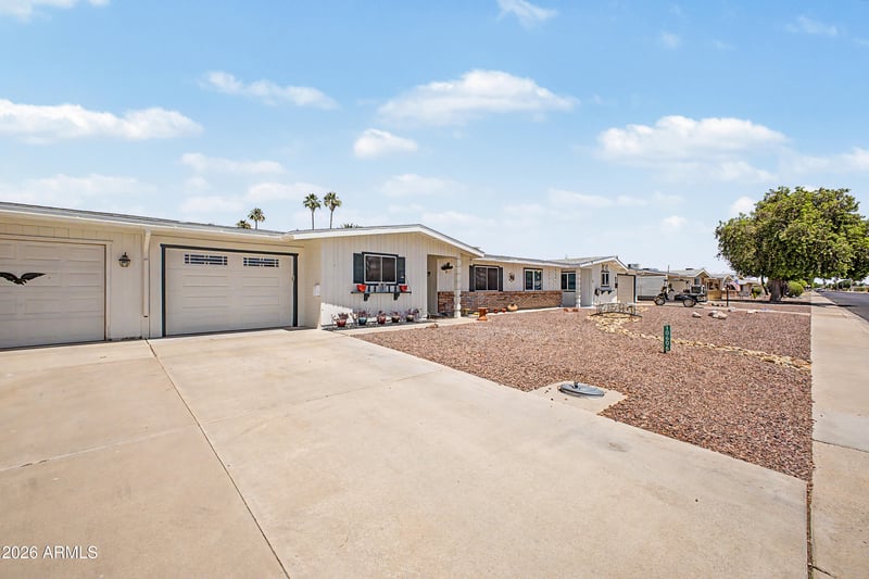 10606 W Clair Dr, Sun City, AZ 85351