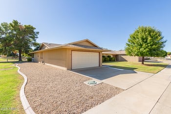 10607 El Capitan Cir, Sun City, AZ 85351