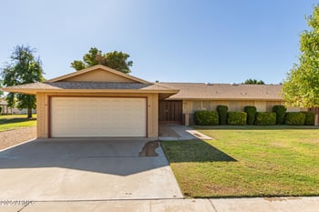 10607 El Capitan Cir, Sun City, AZ 85351