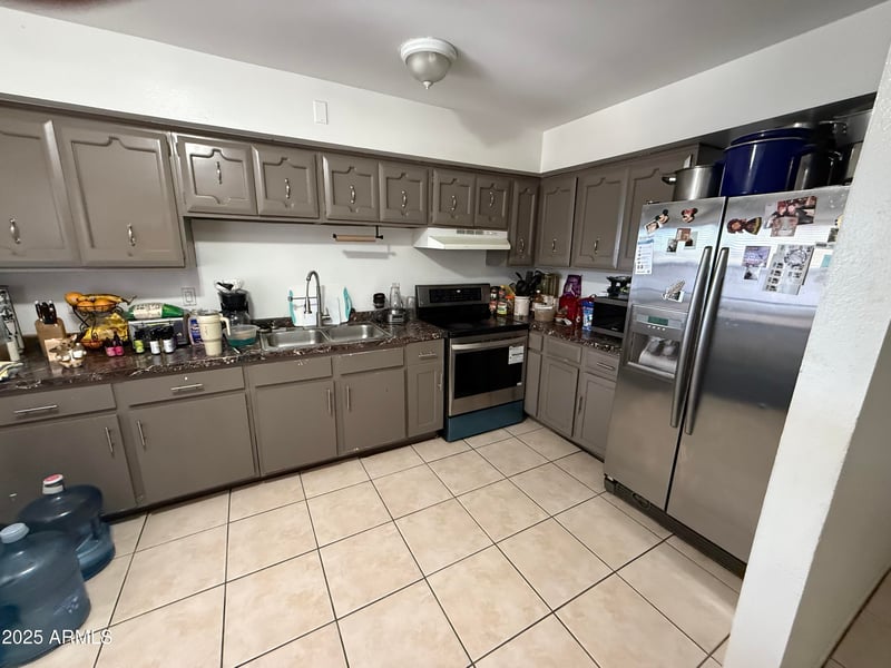 10608 53rd Cir, Glendale, AZ 85304