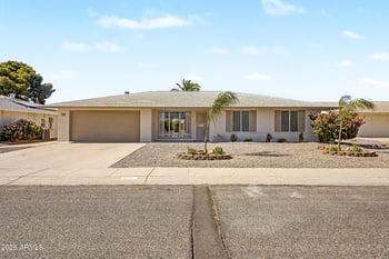 10608 W Gulf Hills Dr, Sun City, AZ 85351