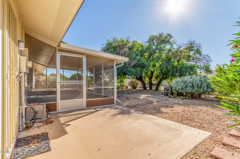 10609 Concho Cir, Sun City, AZ 85373