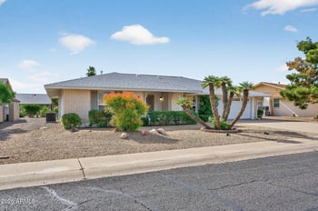 10609 Mission Ln, Sun, AZ 85351