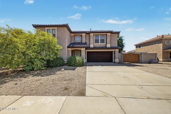 10609 W Daley Ln, Peoria, AZ 85383