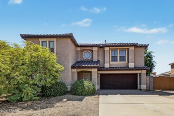 10609 W Daley Ln, Peoria, AZ 85383