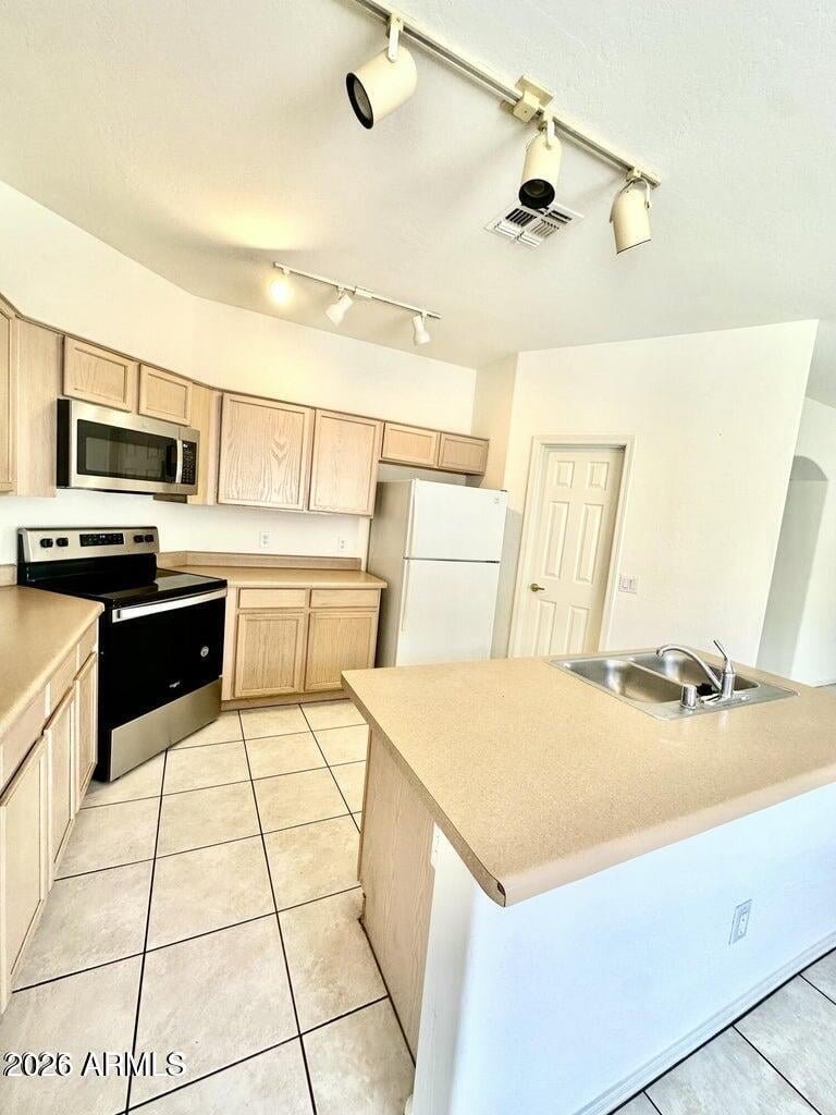 1061 E Susan Ln, Tempe, AZ 85288