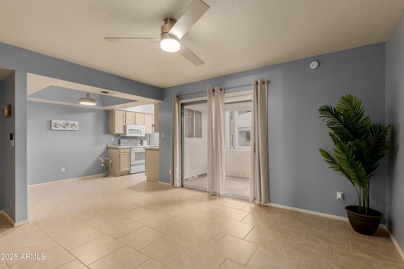 10610 48th St #1063, Phoenix, AZ 85044