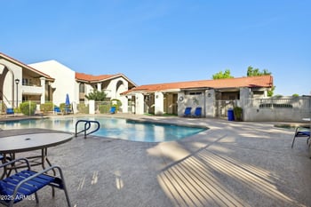 10610 48th St #2016, Phoenix, AZ 85044