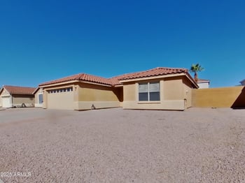 10610 Baywood Ave, Mesa, AZ 85208