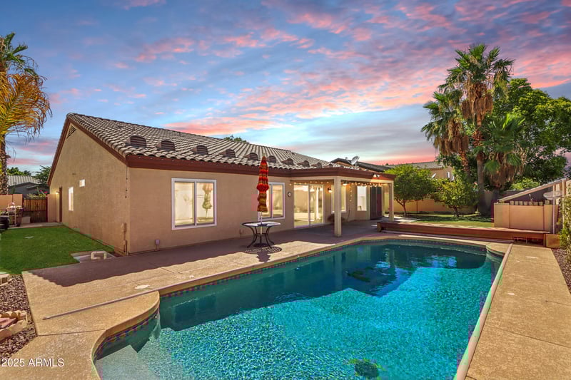 10610 Carol Ave, Mesa, AZ 85208