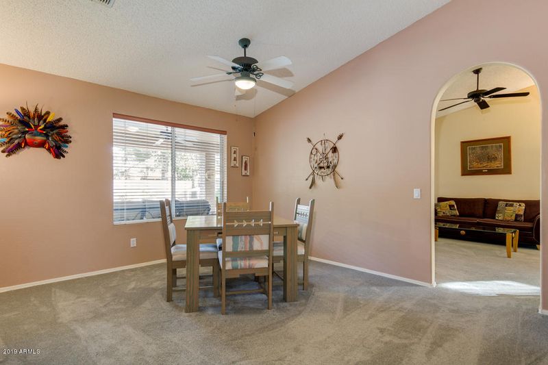 10610 E Nacoma Dr, Sun Lakes, AZ 85248