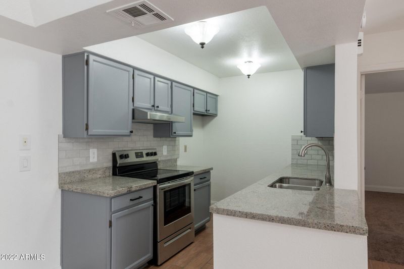 10610 S 48th St #1101, Phoenix, AZ 85044