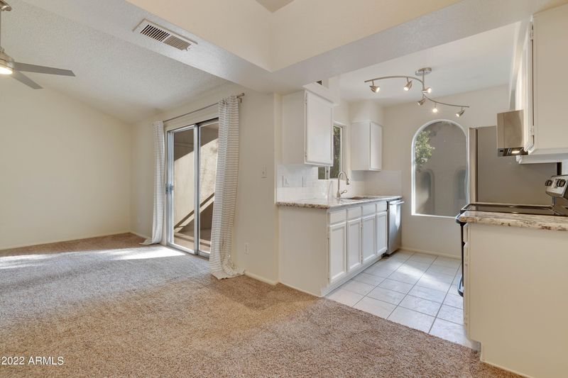 10610 S 48th St #2062, Phoenix, AZ 85044