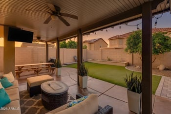 10610 Country Club Trl, Peoria, AZ 85383