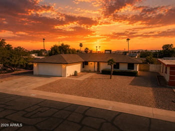 10610 Garnette Dr, Sun City, AZ 85373