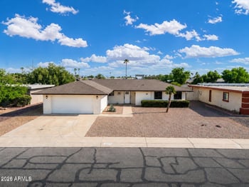 10610 W Garnette Dr, Sun City, AZ 85373