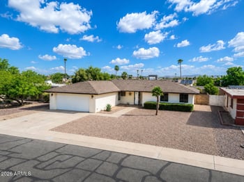10610 W Garnette Dr, Sun City, AZ 85373
