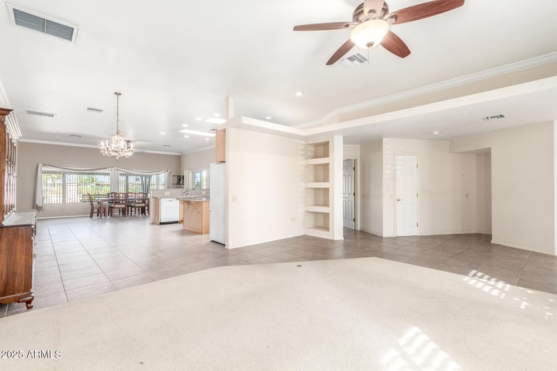 10610 Wheatridge Dr, Sun City, AZ 85373