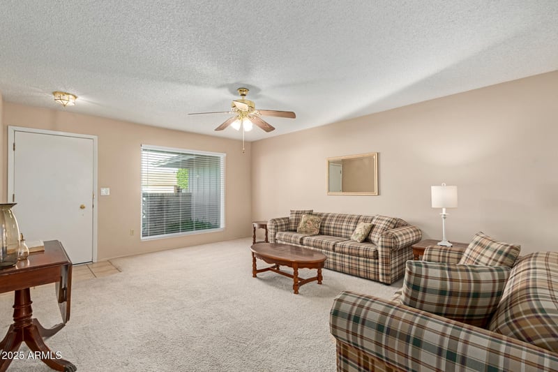 10611 El Capitan Cir, Sun City, AZ 85351