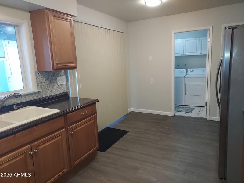 10612 Coggins Dr, Sun City, AZ 85351