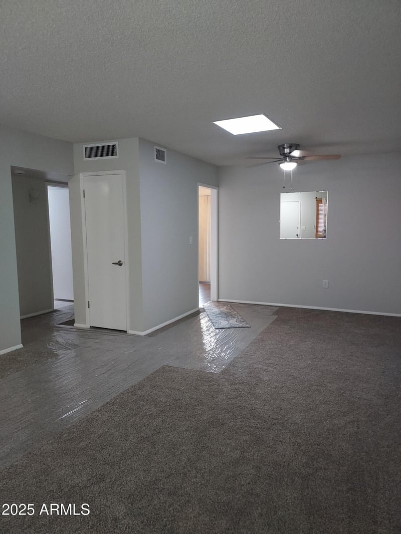 10612 Coggins Dr, Sun City, AZ 85351