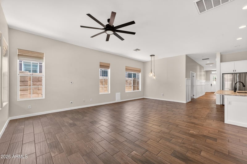 10612 E Nopal Ave, Mesa, AZ 85209
