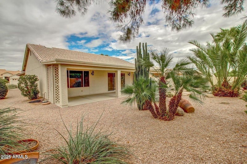 10613 E Halley Dr, Sun Lakes, AZ 85248