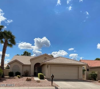 10613 E Halley Dr, Sun Lakes, AZ 85248