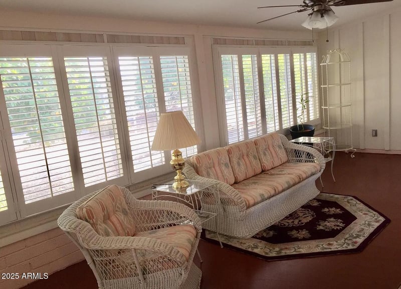 10613 El Rancho Dr, Sun City, AZ 85351