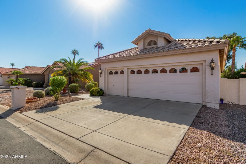 10613 Voax Dr, Sun Lakes, AZ 85248